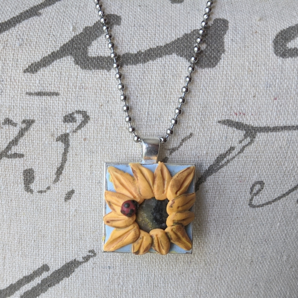Bumblebee jasper Sunflower pendant